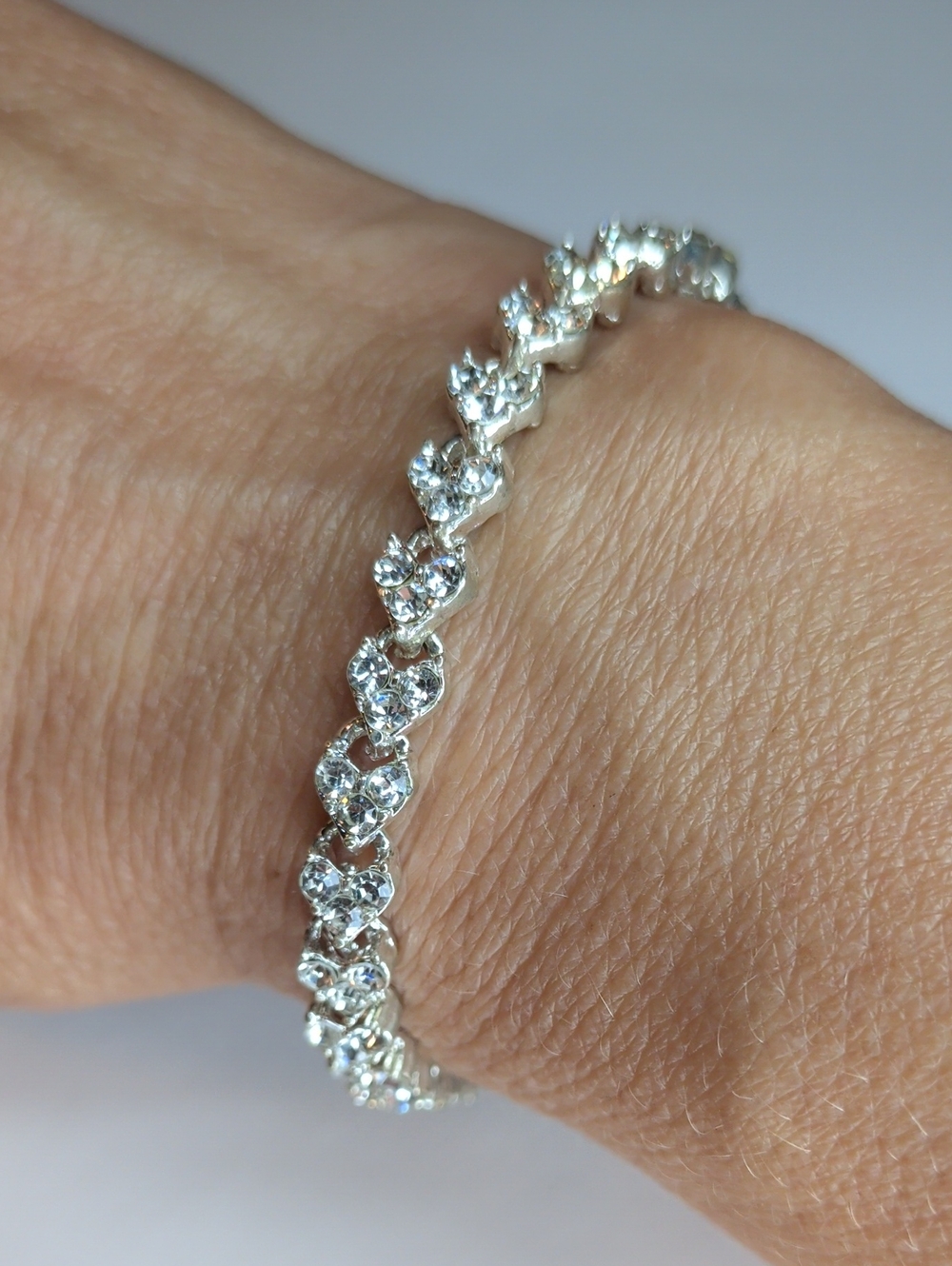 AB Crystal Tennis Bracelet Heart Link Silver Tone Classic Timeless Old Money